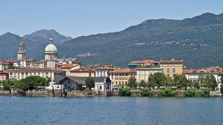 C'Era Una Volta Verbania Intra Buitenkant foto